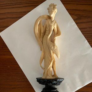 Asian Lady Sculpture